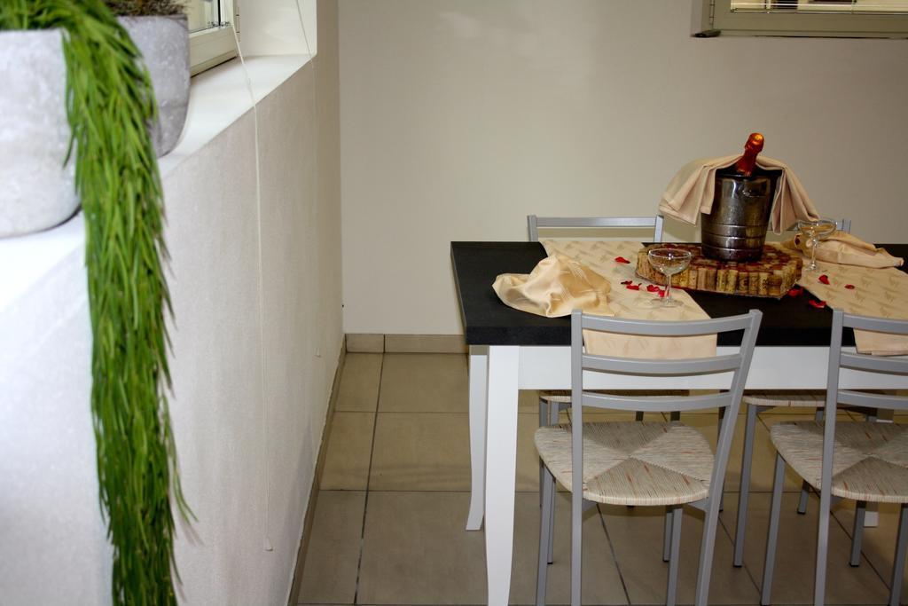 Gilda E Vesuvio Appartement Bergamo Buitenkant foto